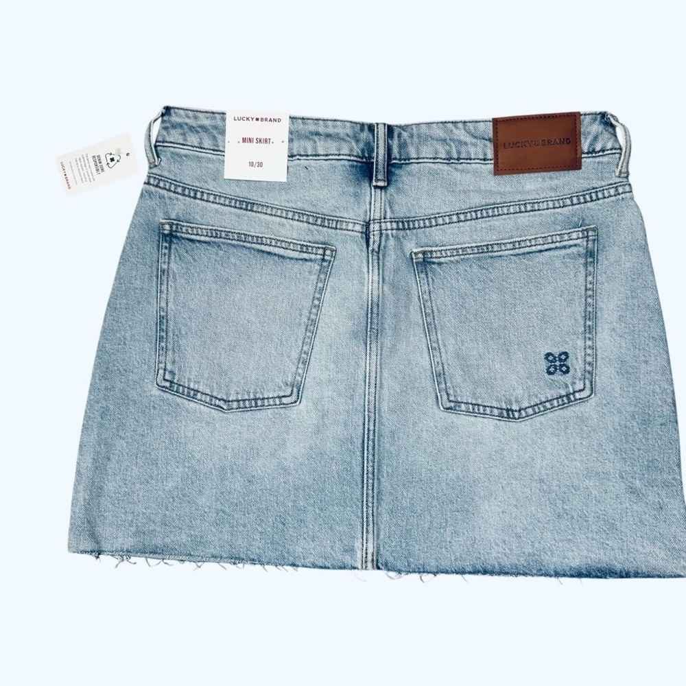 NWT New LUCKY BRAND Mini Denim Skirt With Embroidered Detail Size 10 - Picture 4 of 12